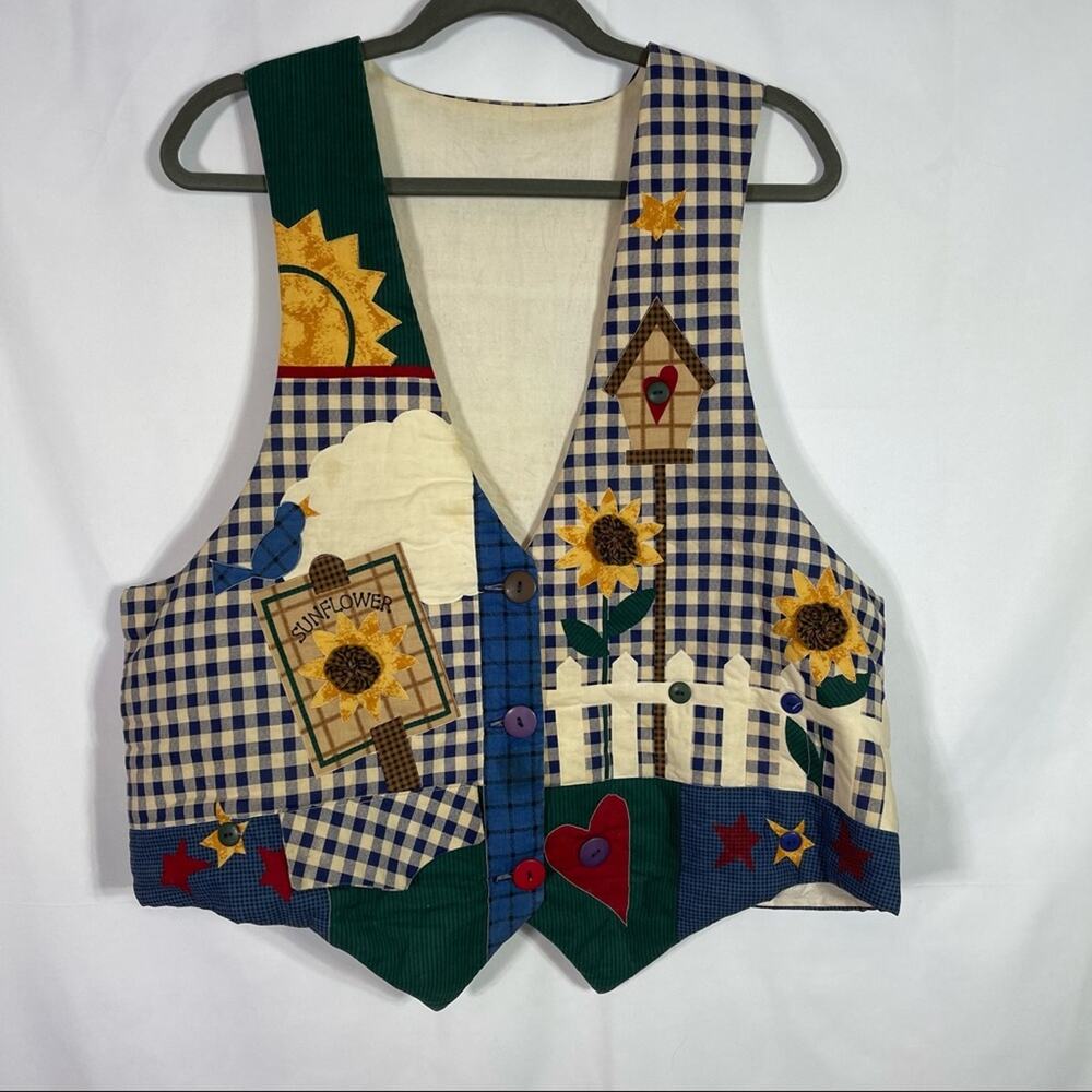 Handcrafted Quilted Sunflower Vest, Similar to a size Large. Good used condition